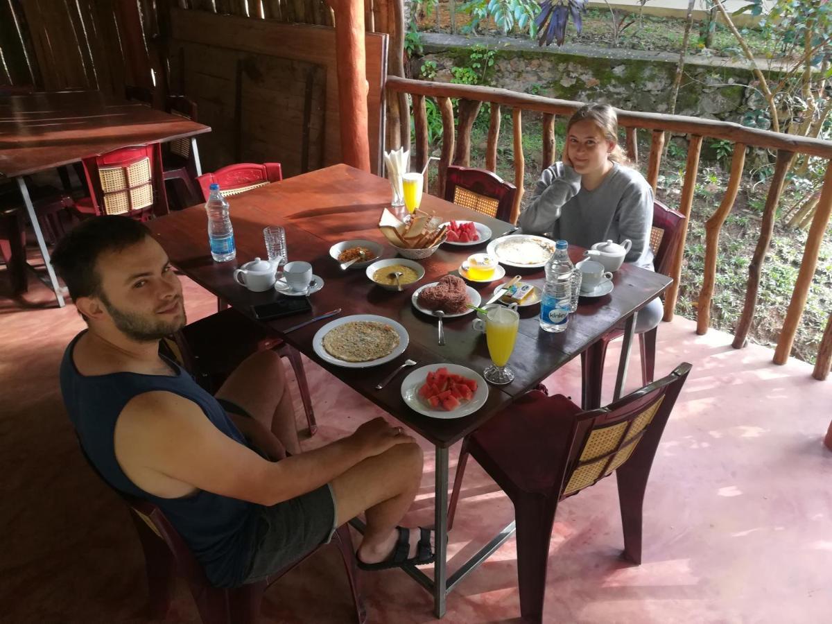 Sinharaja Vini Villa Deniyaya Bagian luar foto